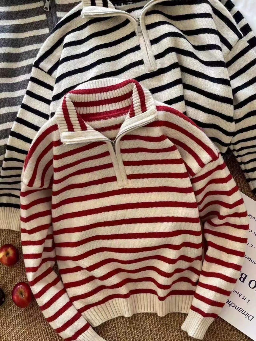 立領滿版條紋針織上衣*4色