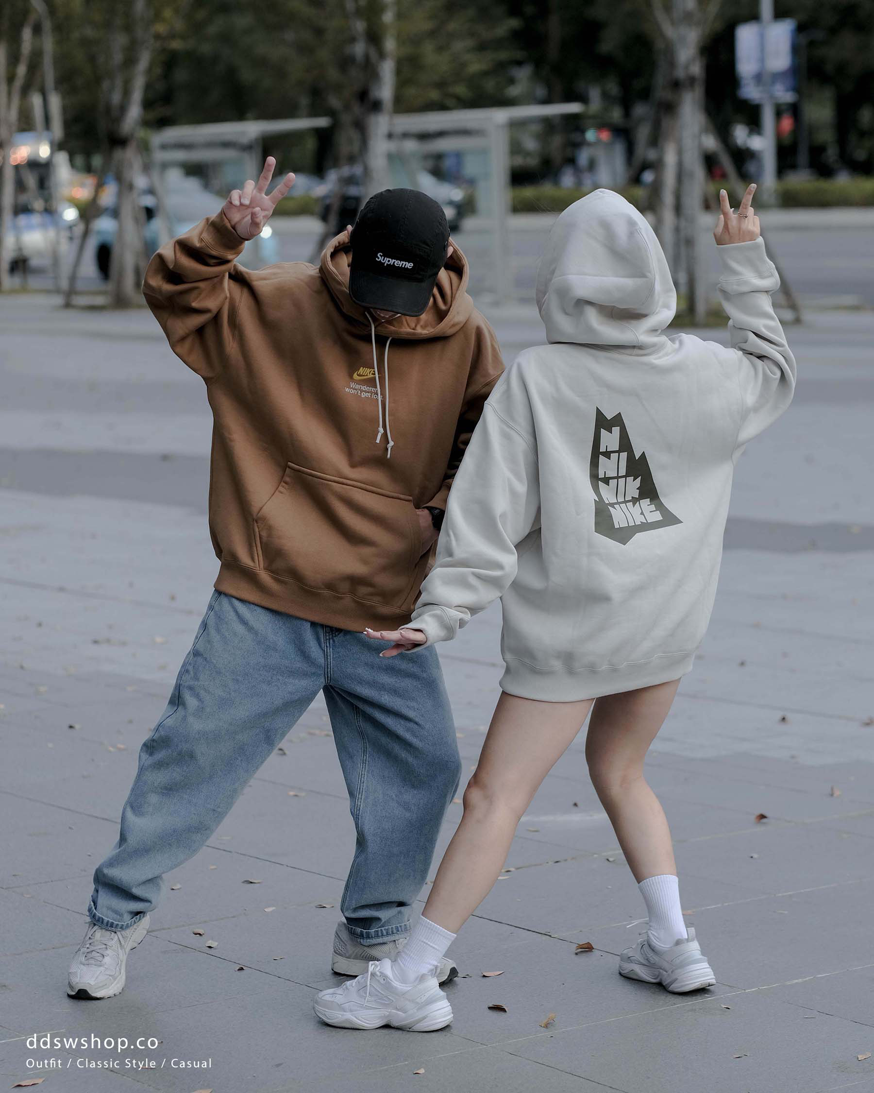 Nike NSW Hoodie 刺繡logo 背圖 字母山 FV4024