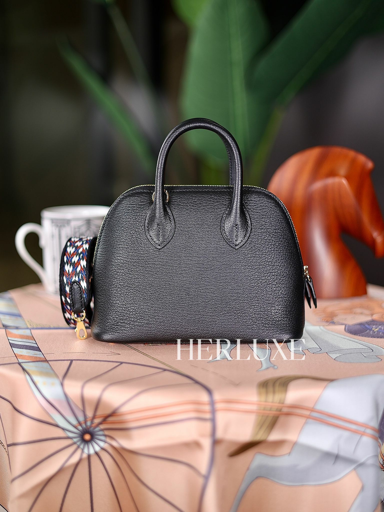 Bolide mini 89 noir cc chèvre B （織帶）