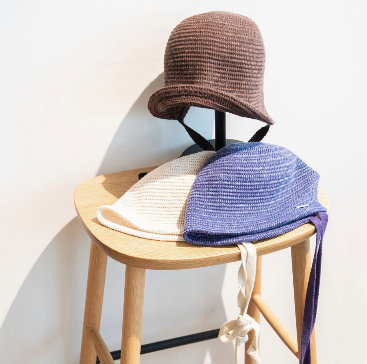 編織綁帶後弧形漁夫帽