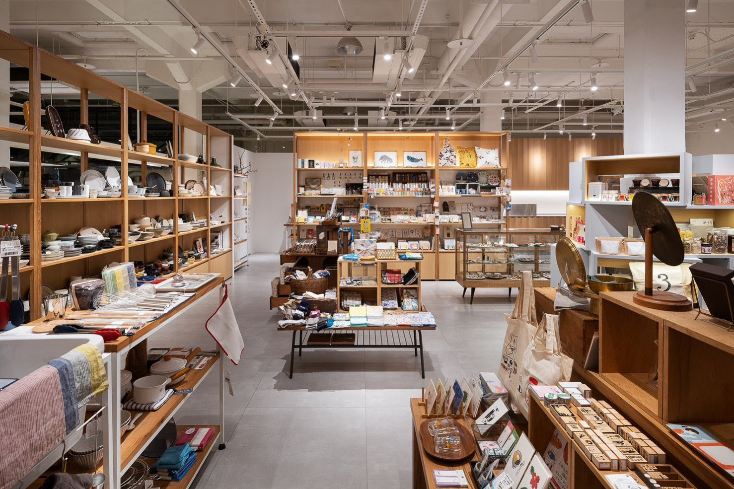 小器生活 華山店