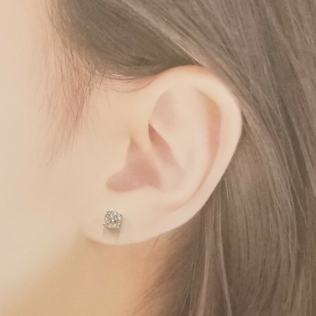 全新18K白金【主石1卡3份鑽石】4爪耳環
