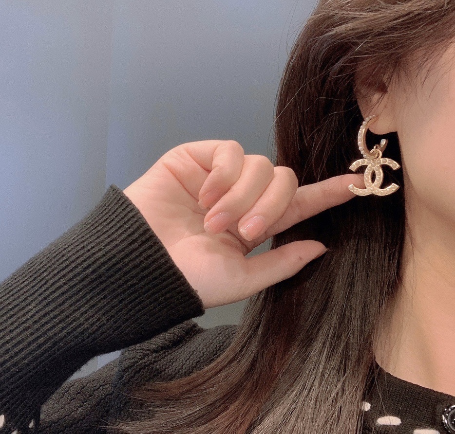 香奶奶米金珍珠 夢幻雙c翻玩大墜