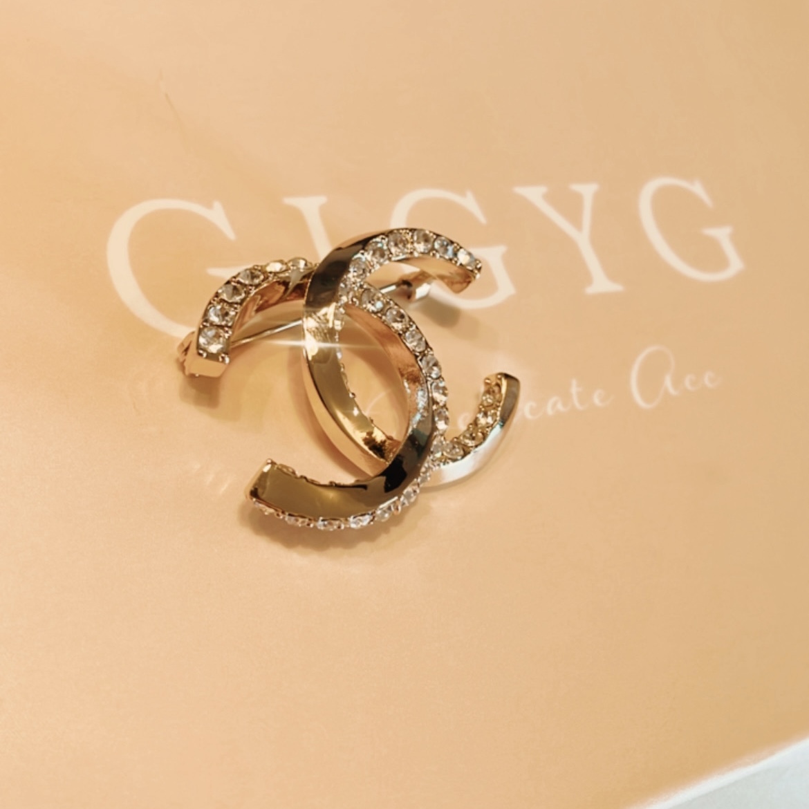 香奶奶雙c 夢幻內嵌雙層重磅翻玩胸針