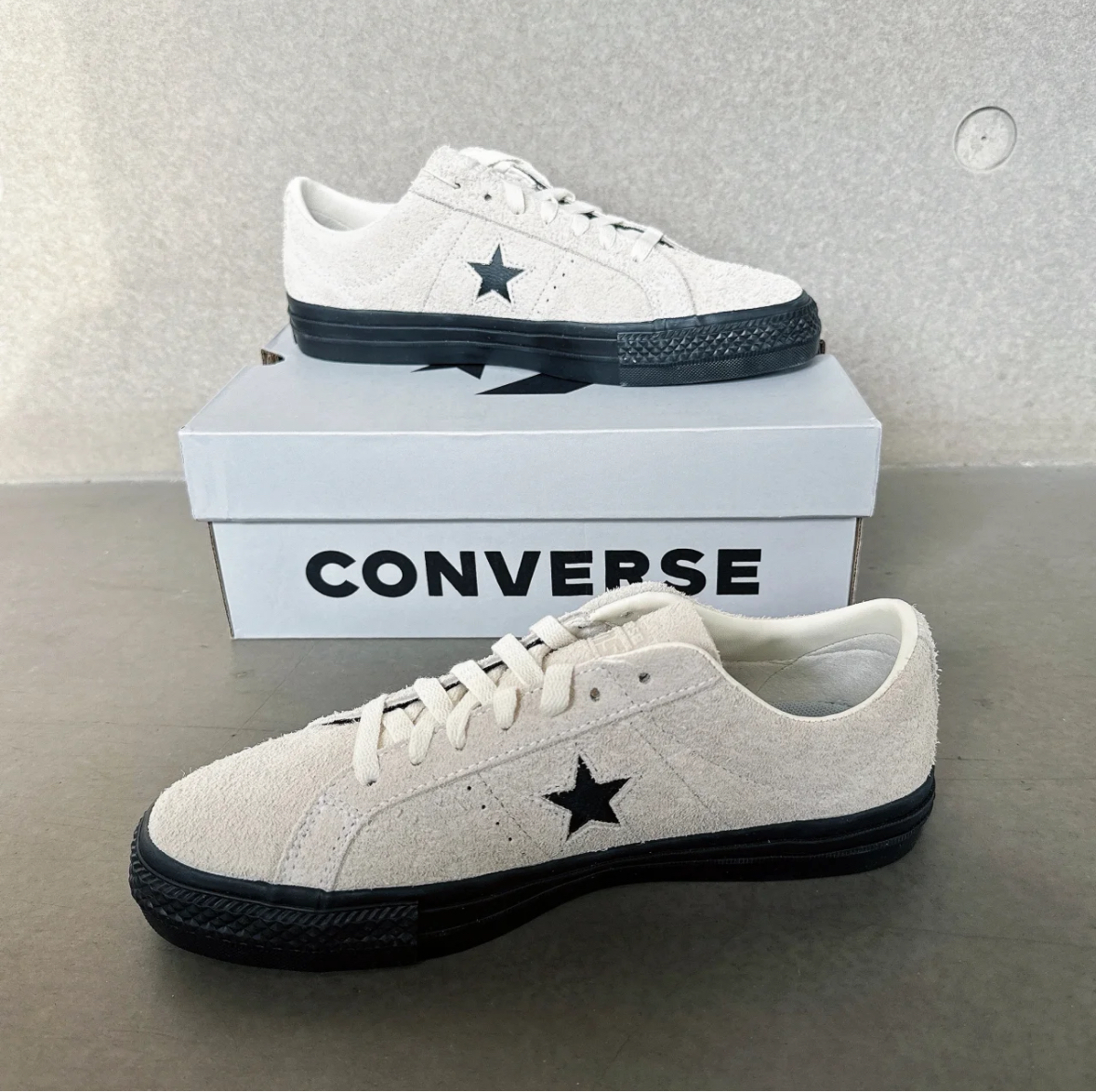 <任兩雙現折211> CONVERSE ONE STAR PRO 低筒 麂皮 米白黑 杏色焦糖（A04609C)