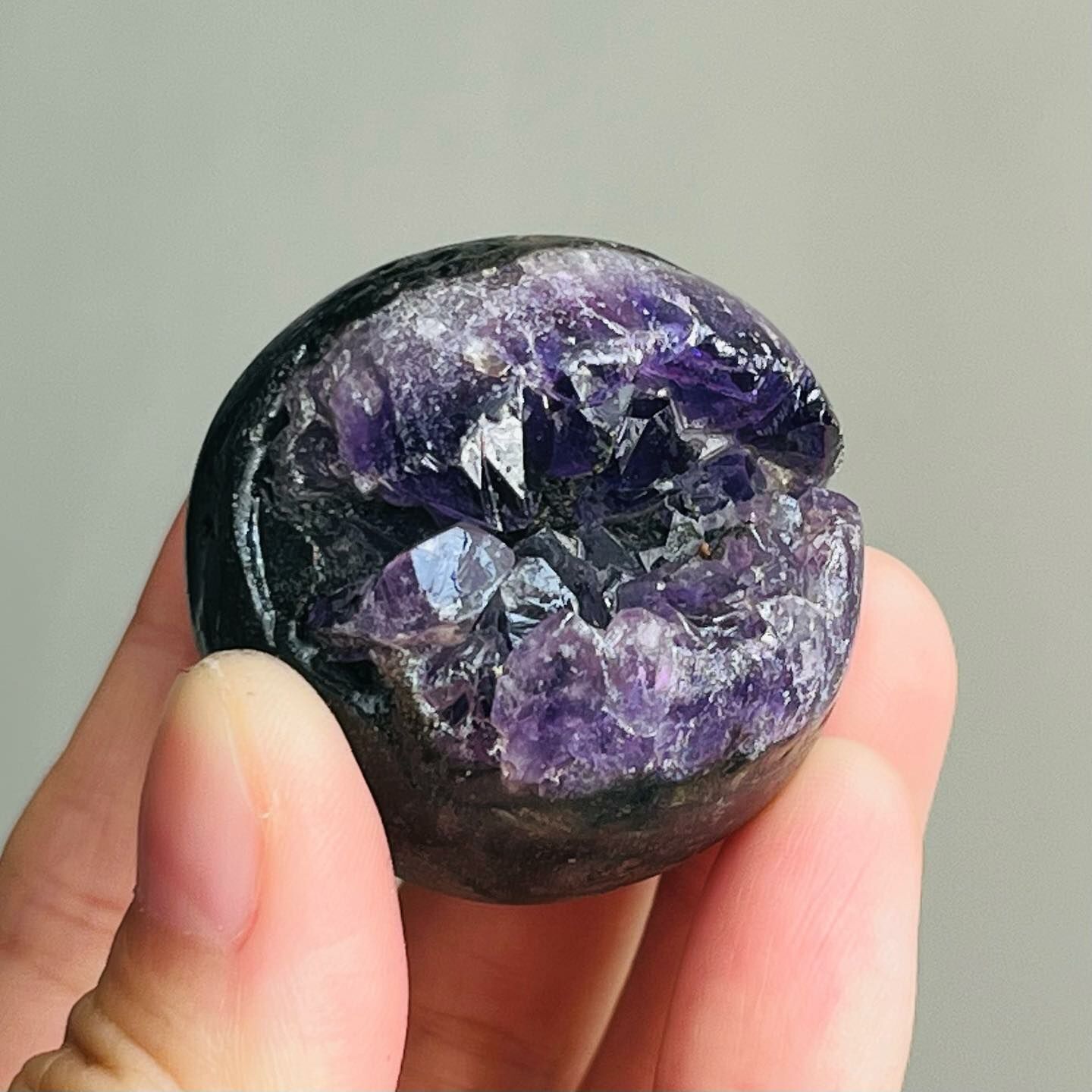 [原石] 高品 紫晶晶簇蛋