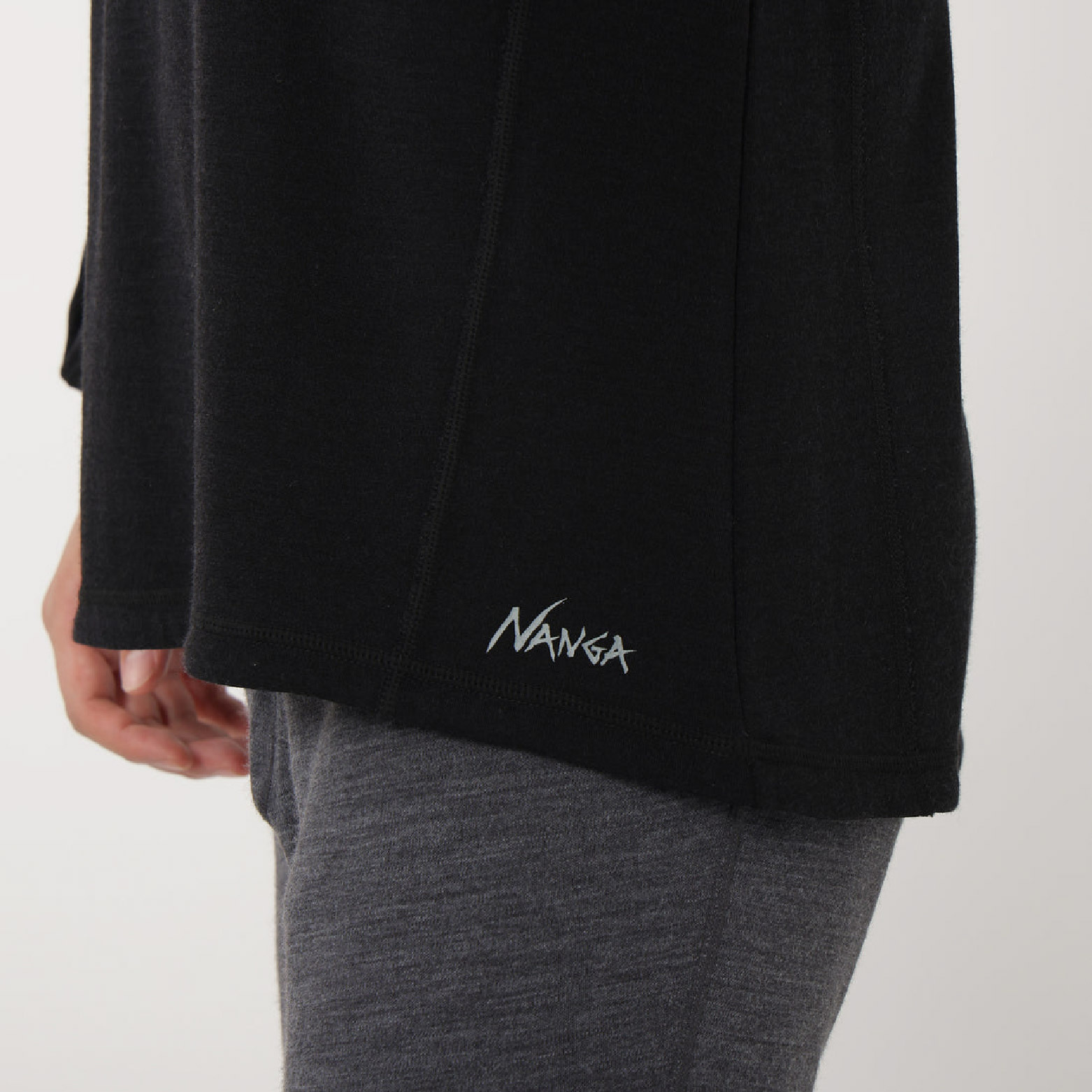 Nanga Merino Wool Base Layer 長袖羊毛排汗衣