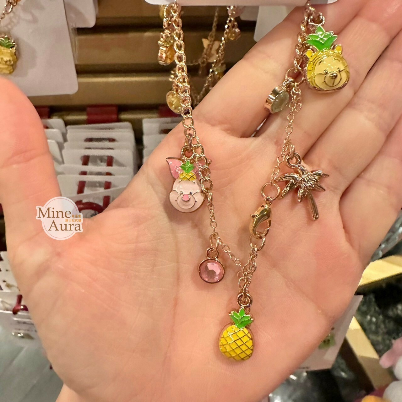 小熊維尼 Winnie the Pooh 鳳梨裝 小豬 皮傑 pigle 大頭 墜飾 手鍊 首飾 -香港迪士尼樂園