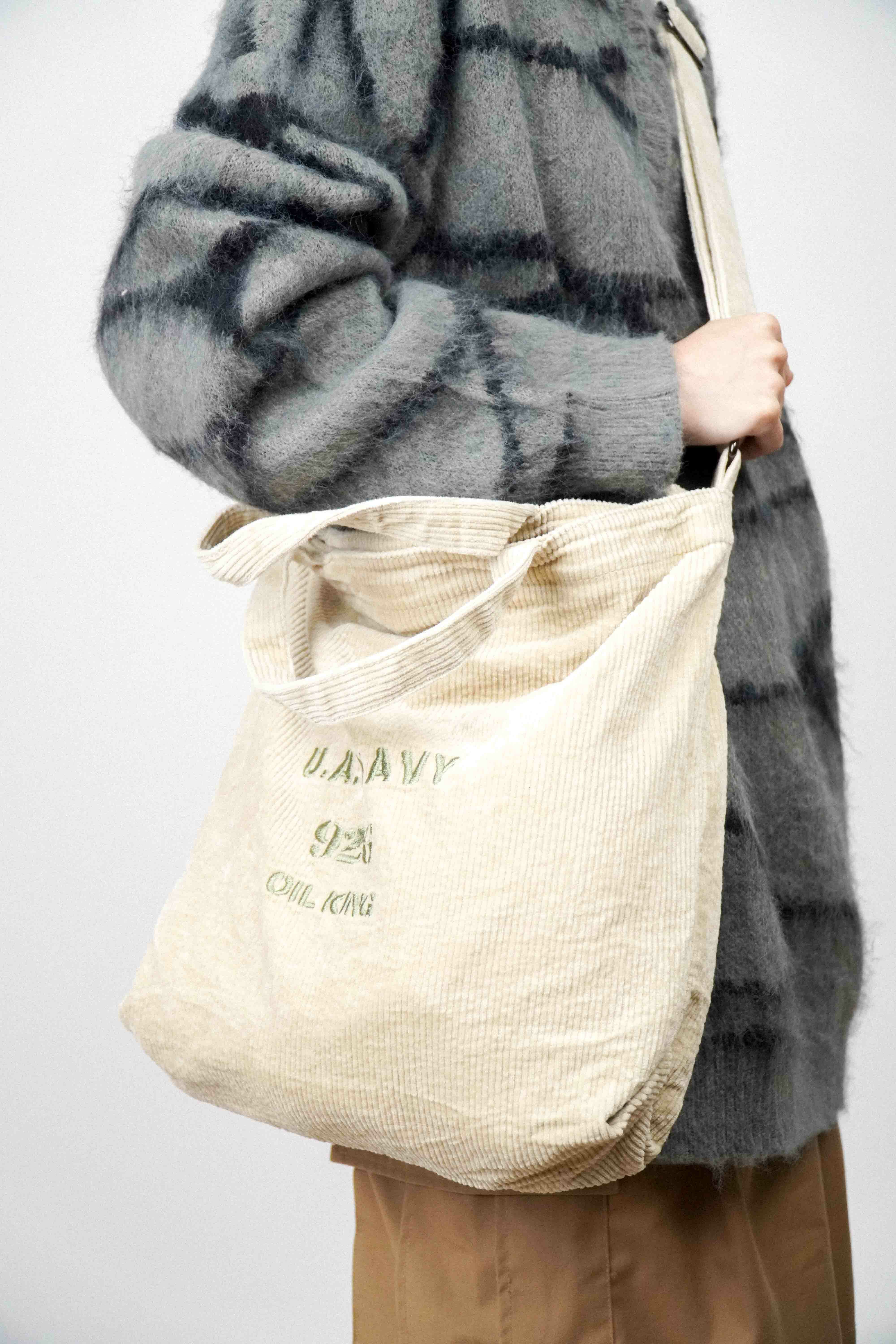 『Always_Good』燈芯絨 刺繡 斜背 手提 側背包