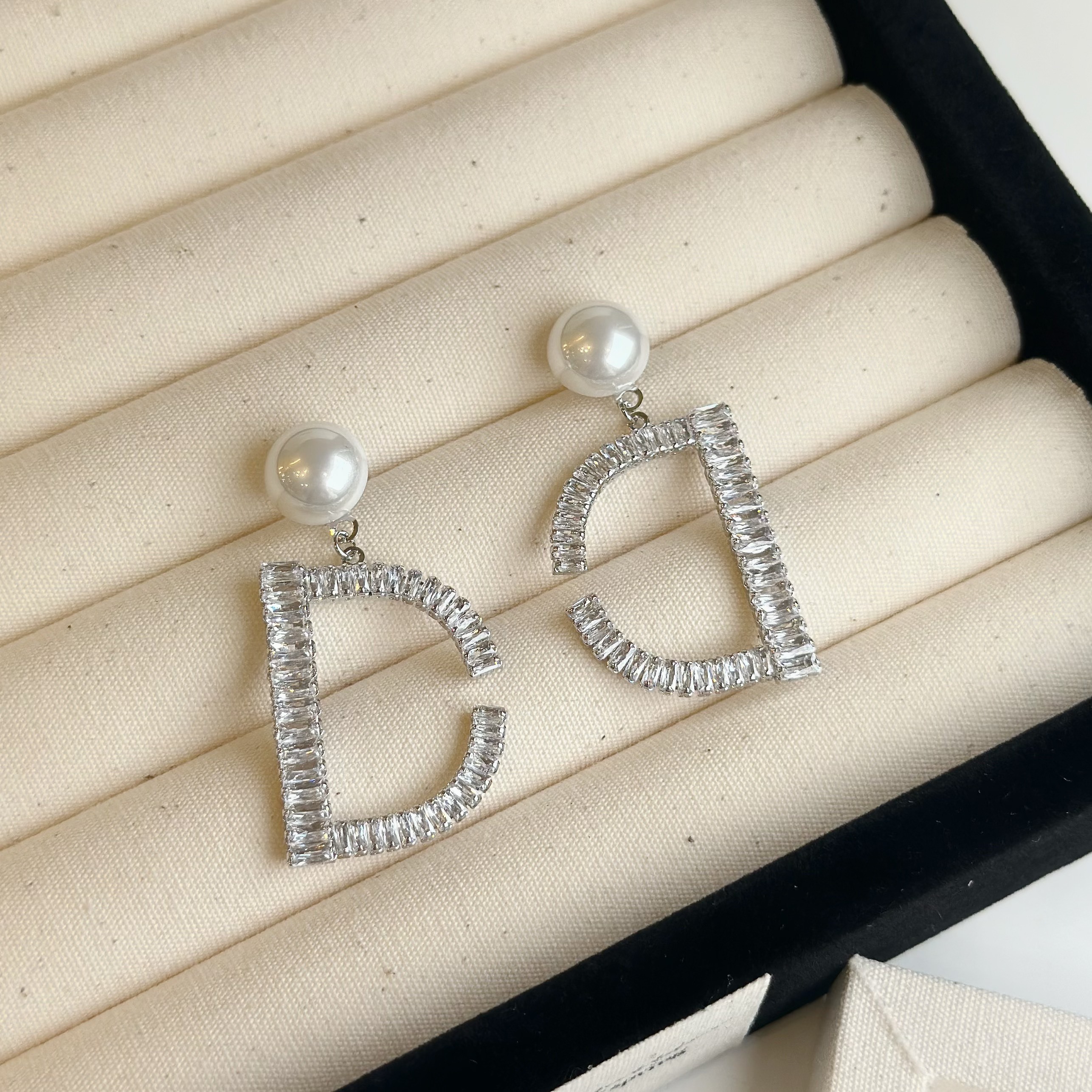 M08氣場．珍珠鋯石字母垂吊