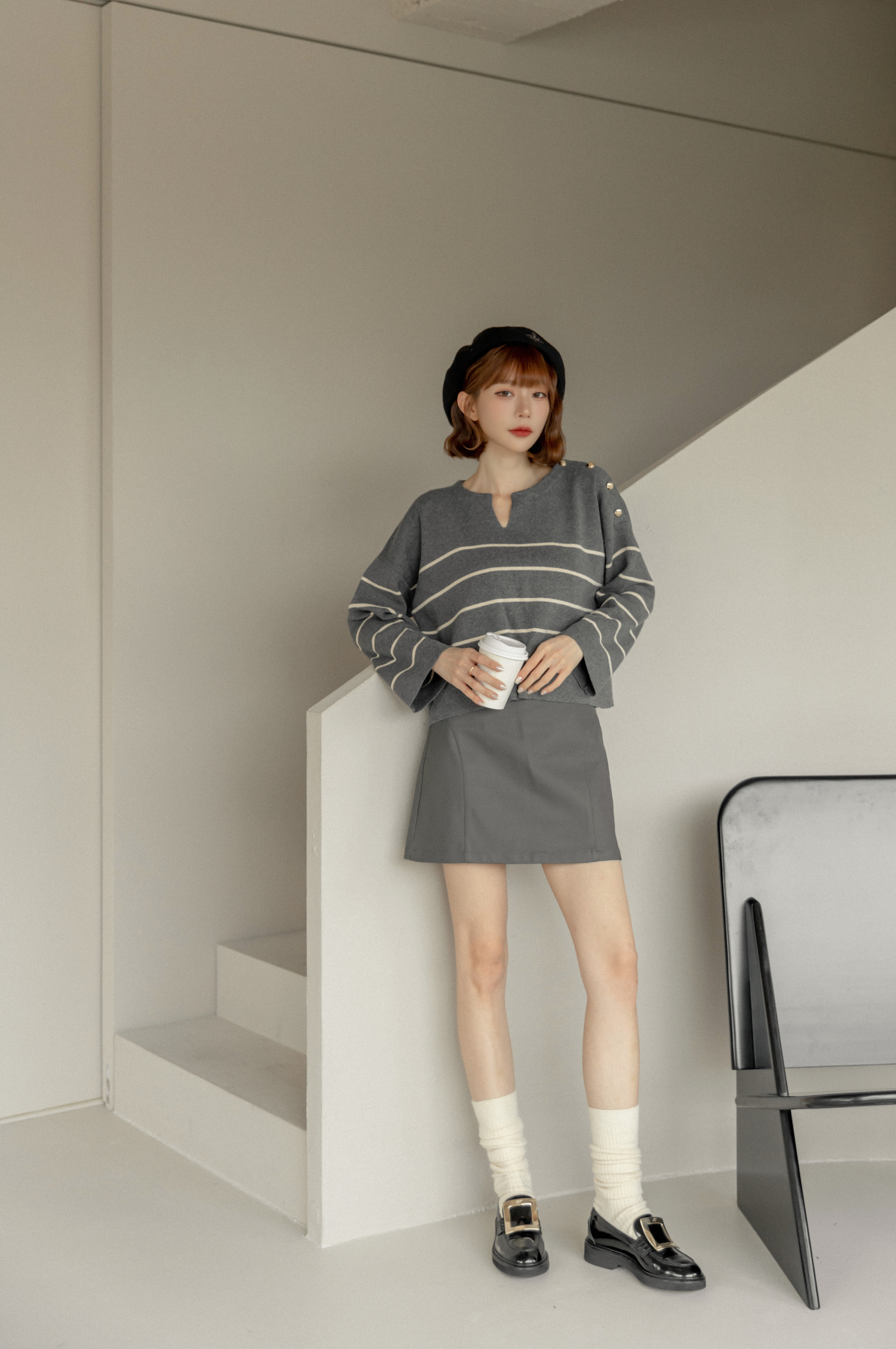 條紋小金釦-炭灰