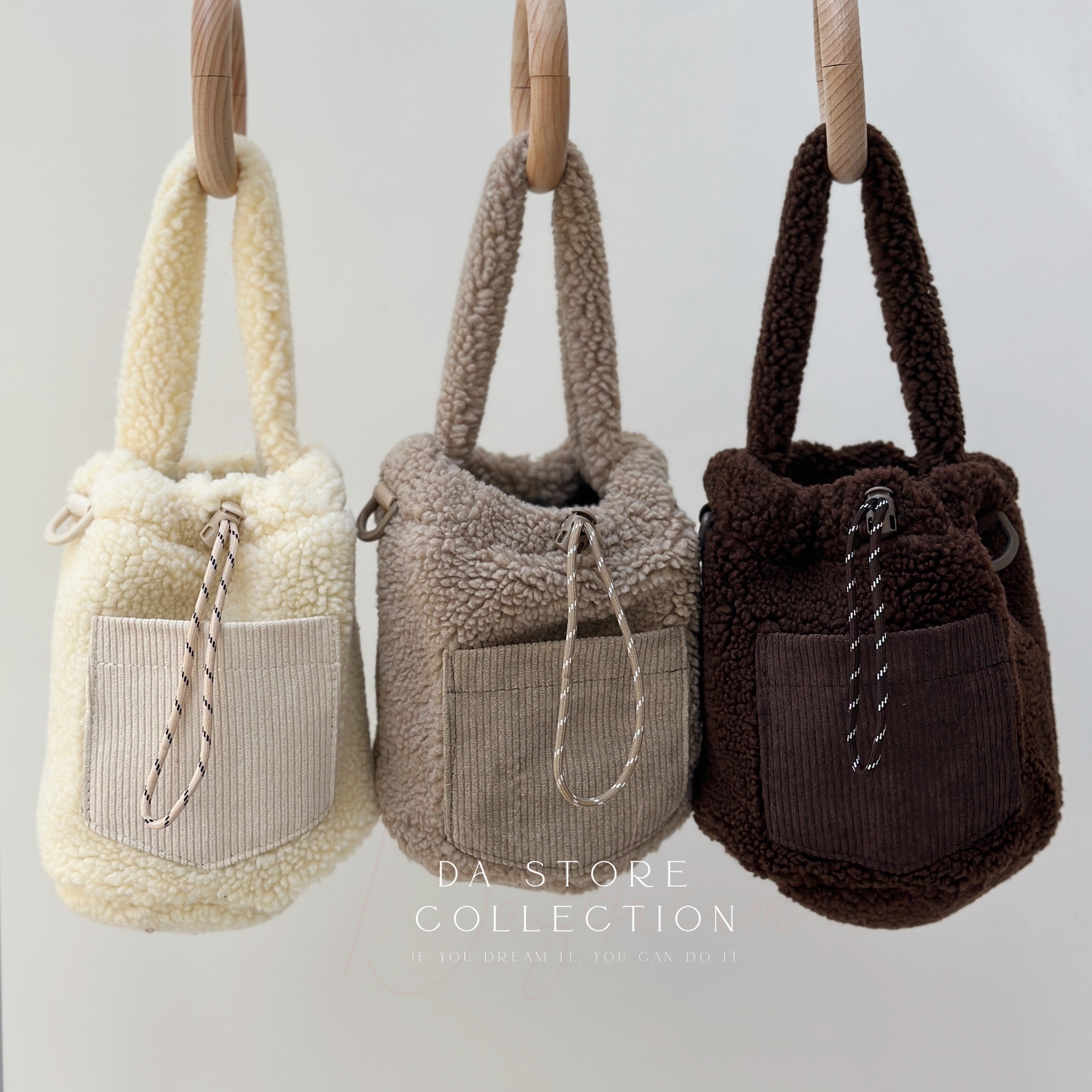 QQ羊羔毛拼接綁繩水桶包/三色