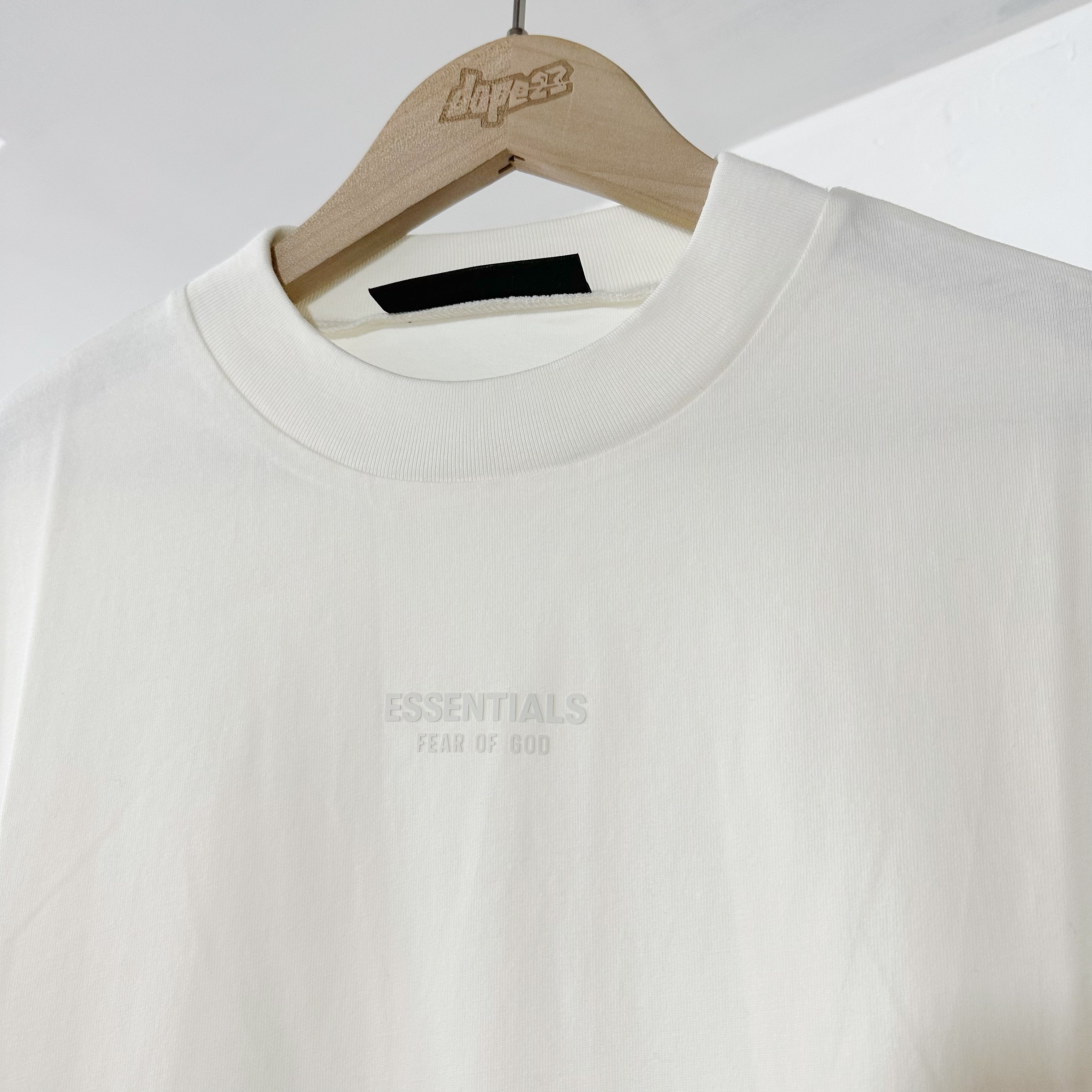 Fear Of God Essentials FW23 T-shirt Cloud Dancer  奶白色