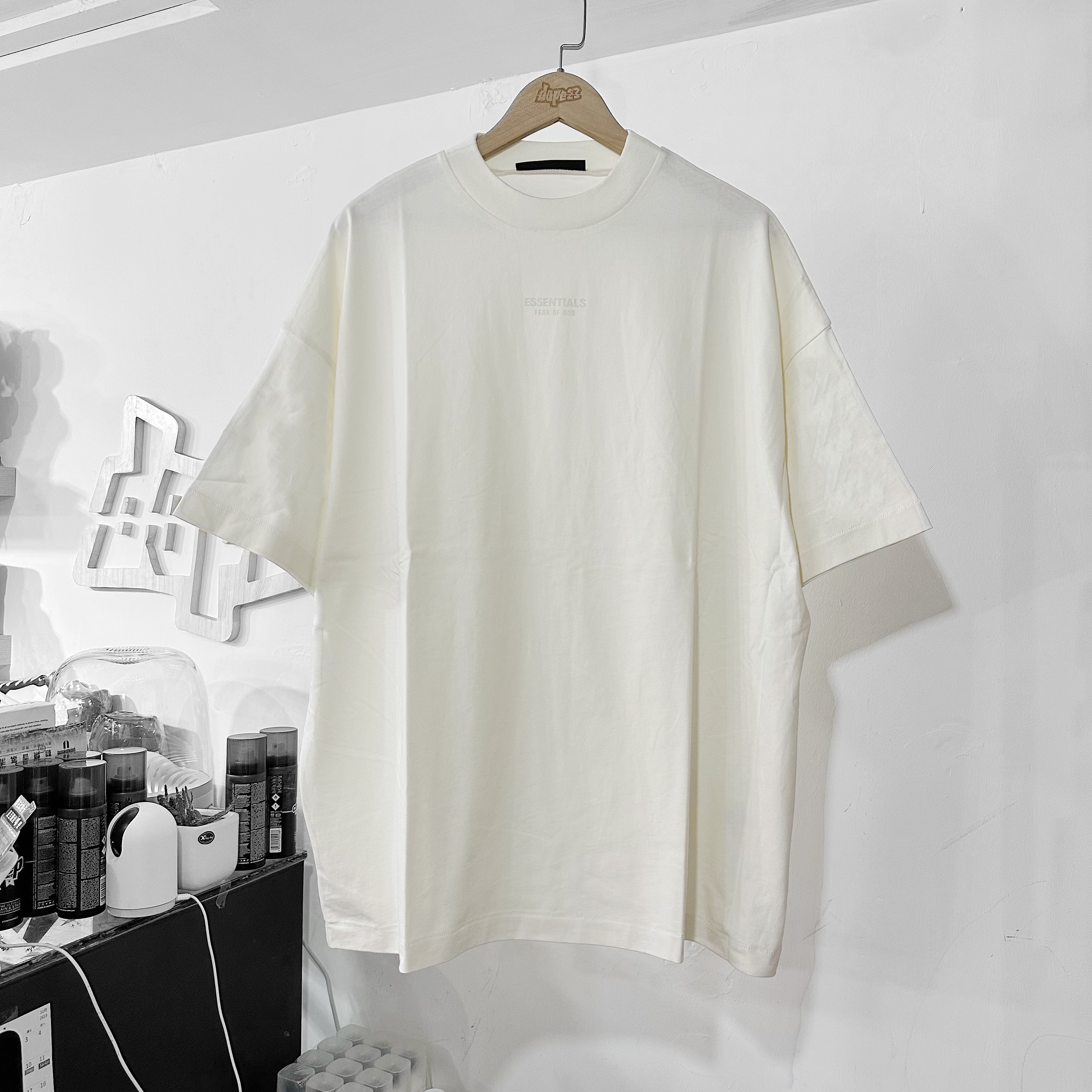Fear Of God Essentials FW23 T-shirt Cloud Dancer  奶白色