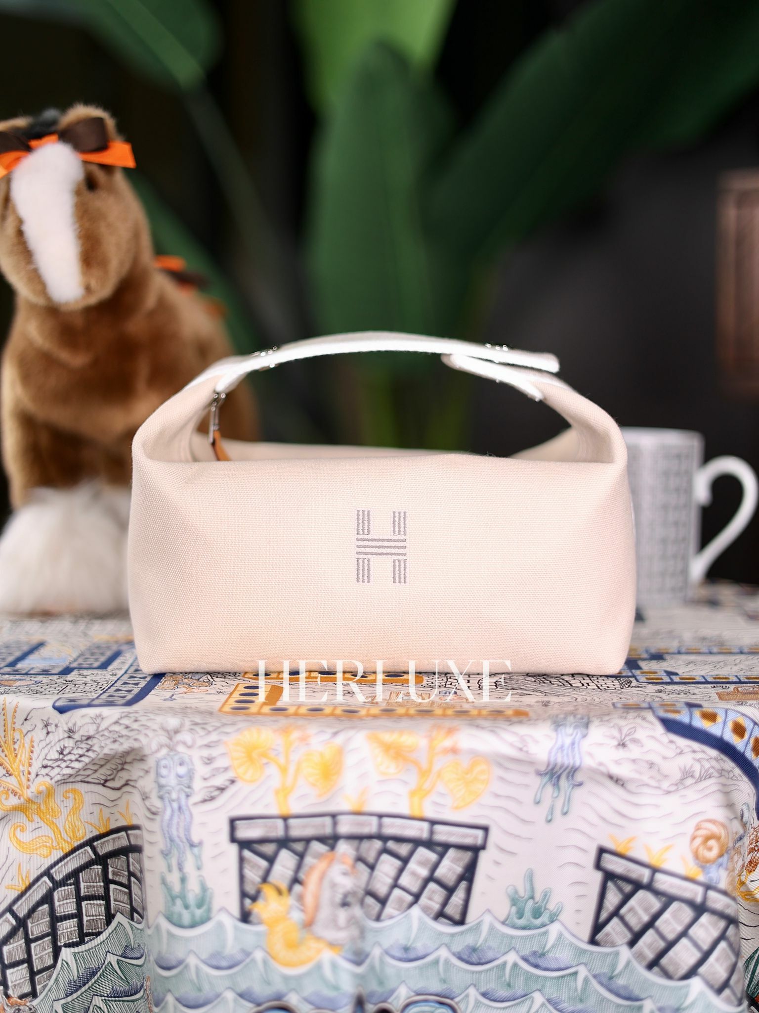 Bride a brac white PM