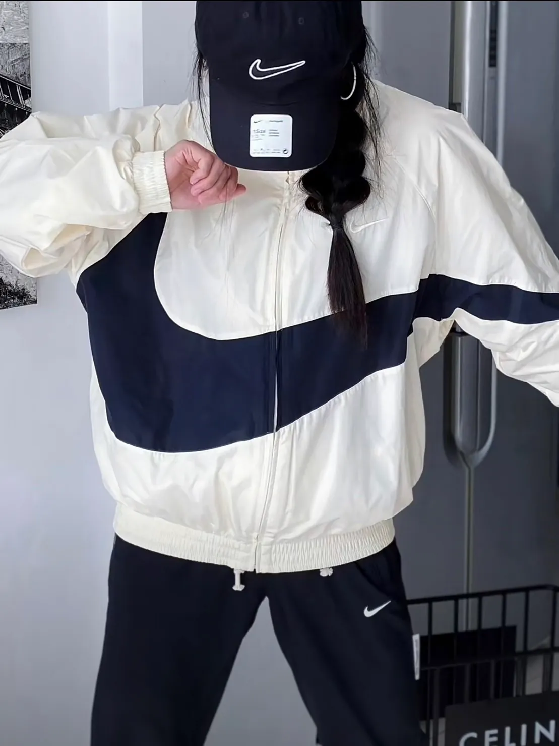 4xl windbreaker nike