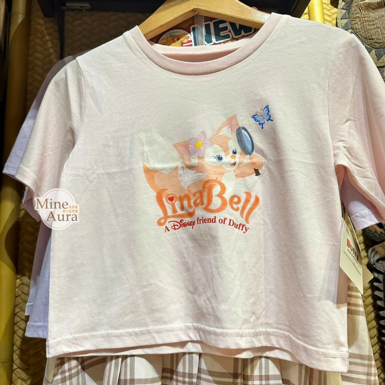 玲娜貝兒 Lina bell 拿放大鏡 圖案 短版 上衣 短T -香港迪士尼樂園
