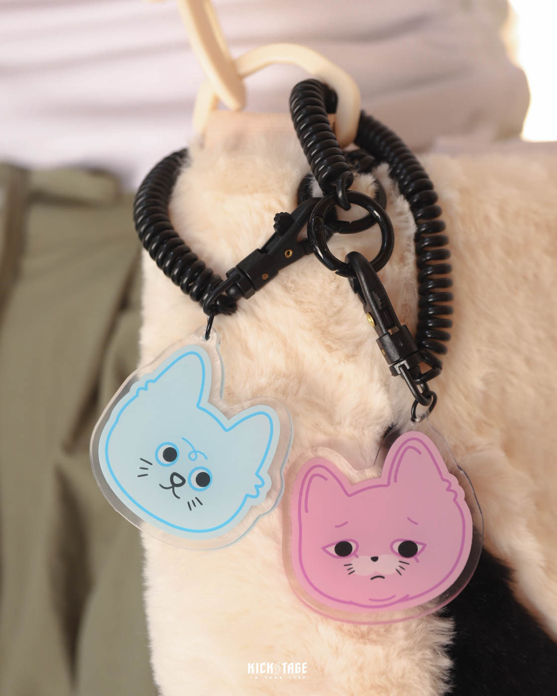 #KEEP x QUN 峮峮聯名款 藍色 粉色 閃電貓 雙Q貓 壓克力 鑰匙圈 掛飾 吊飾【KS187】