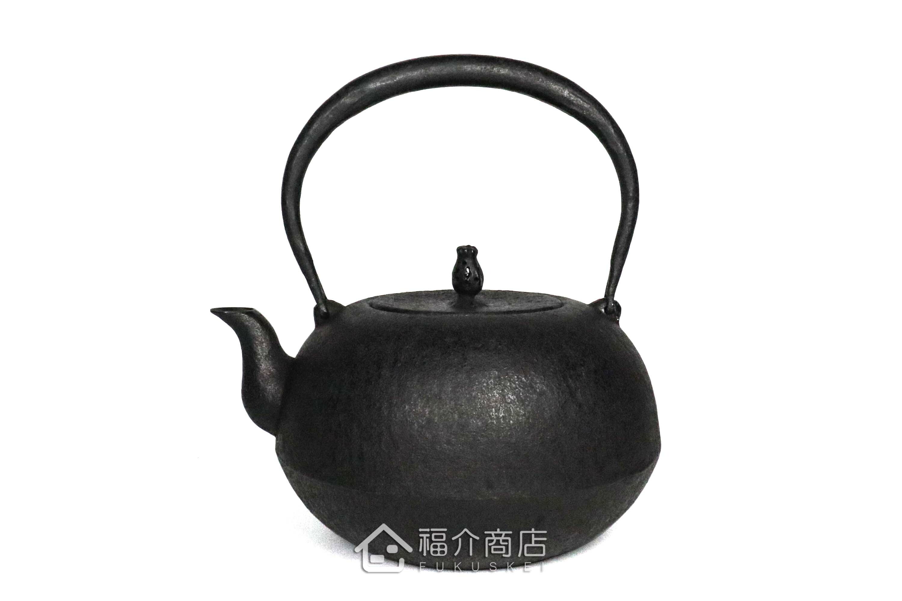 薰山工房所製作煮水泡茶用的鐵壺