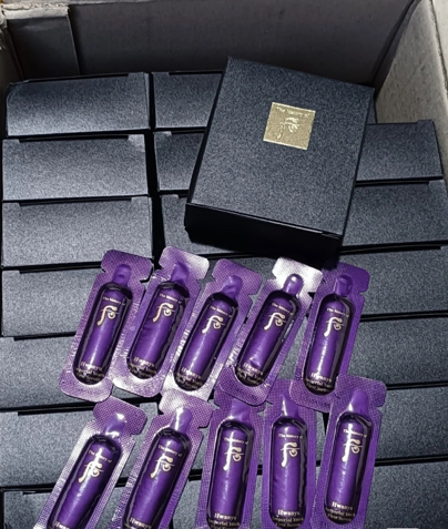 【預購】AKR101701 The Whoo 后 拱辰享還幼精華小樣 (1ml*30小片)