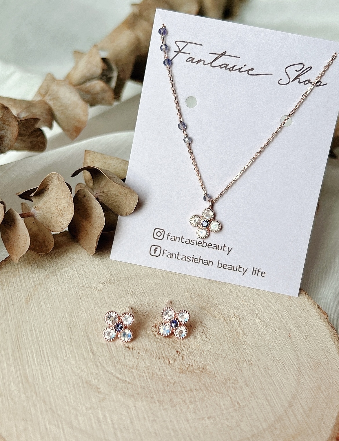 韓國高質感輕珠寶飾品-月光石小花耳環/項鍊