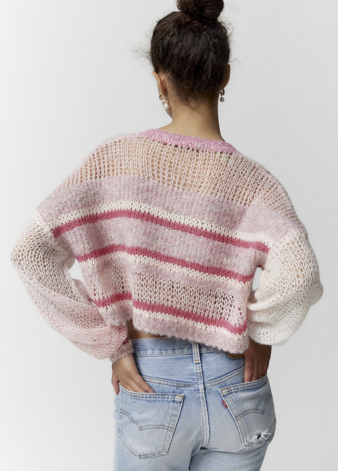 UO 拼色針織短版上衣Kimchi Blue Kingston Pullover Sweater