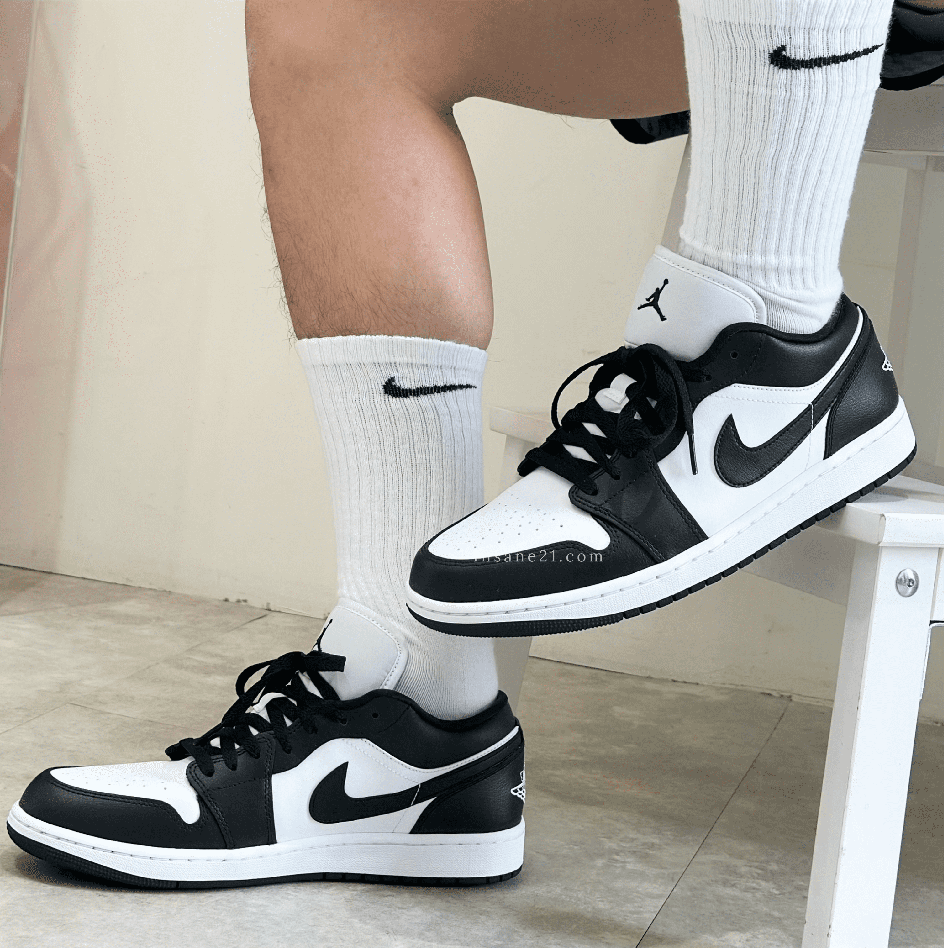 NIKE AIR JORDAN LOW 1 W 黑白 男女 情侶鞋 低筒 喬丹 熊貓 DC0774-101
