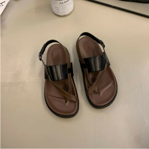 Versatile thong beach sandals
