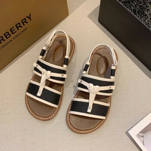 Strap flat sandals