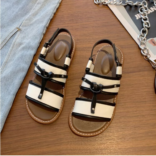 Strap flat sandals