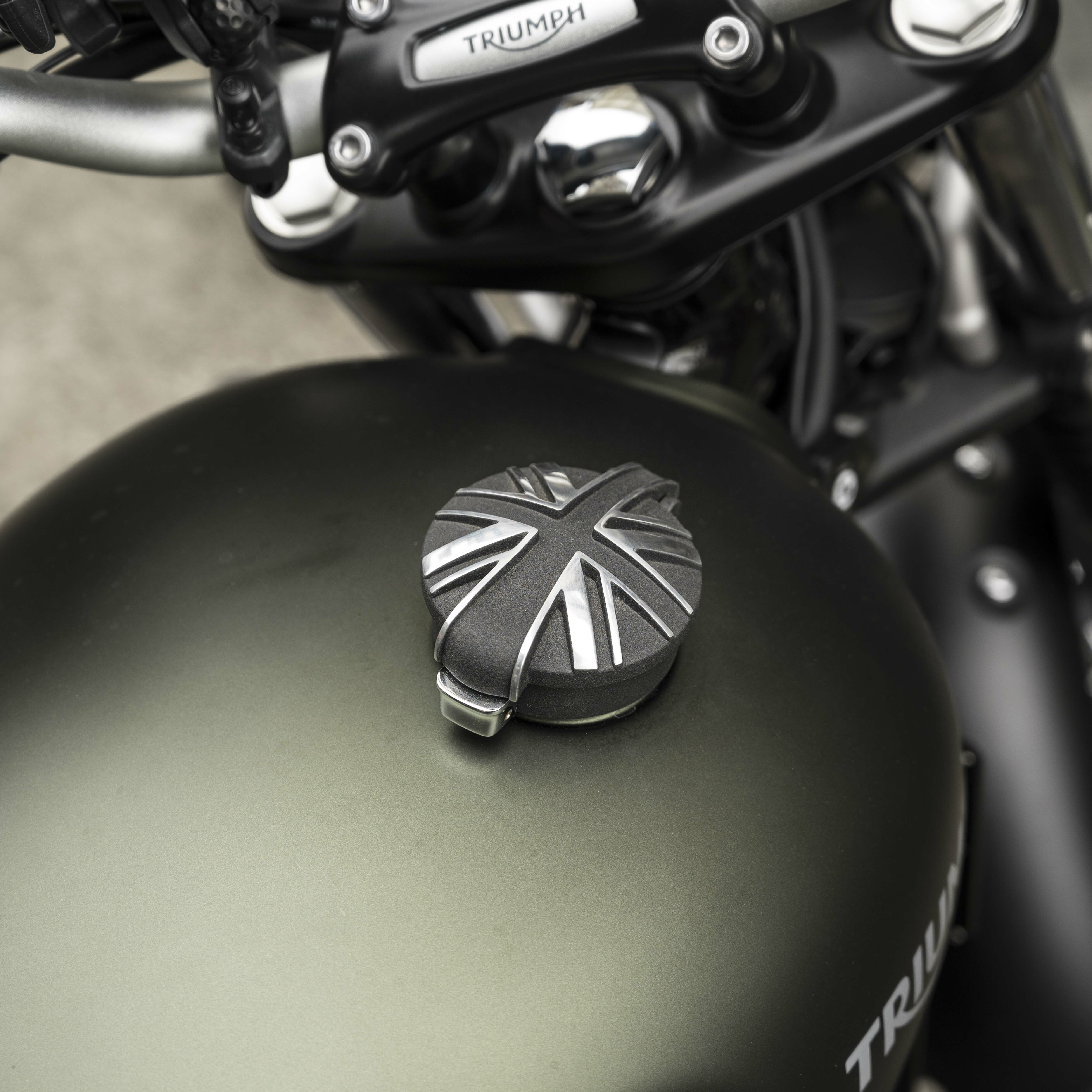 Motone 經典 Monza 可掀式 油箱蓋 英國旗 - 黑銀