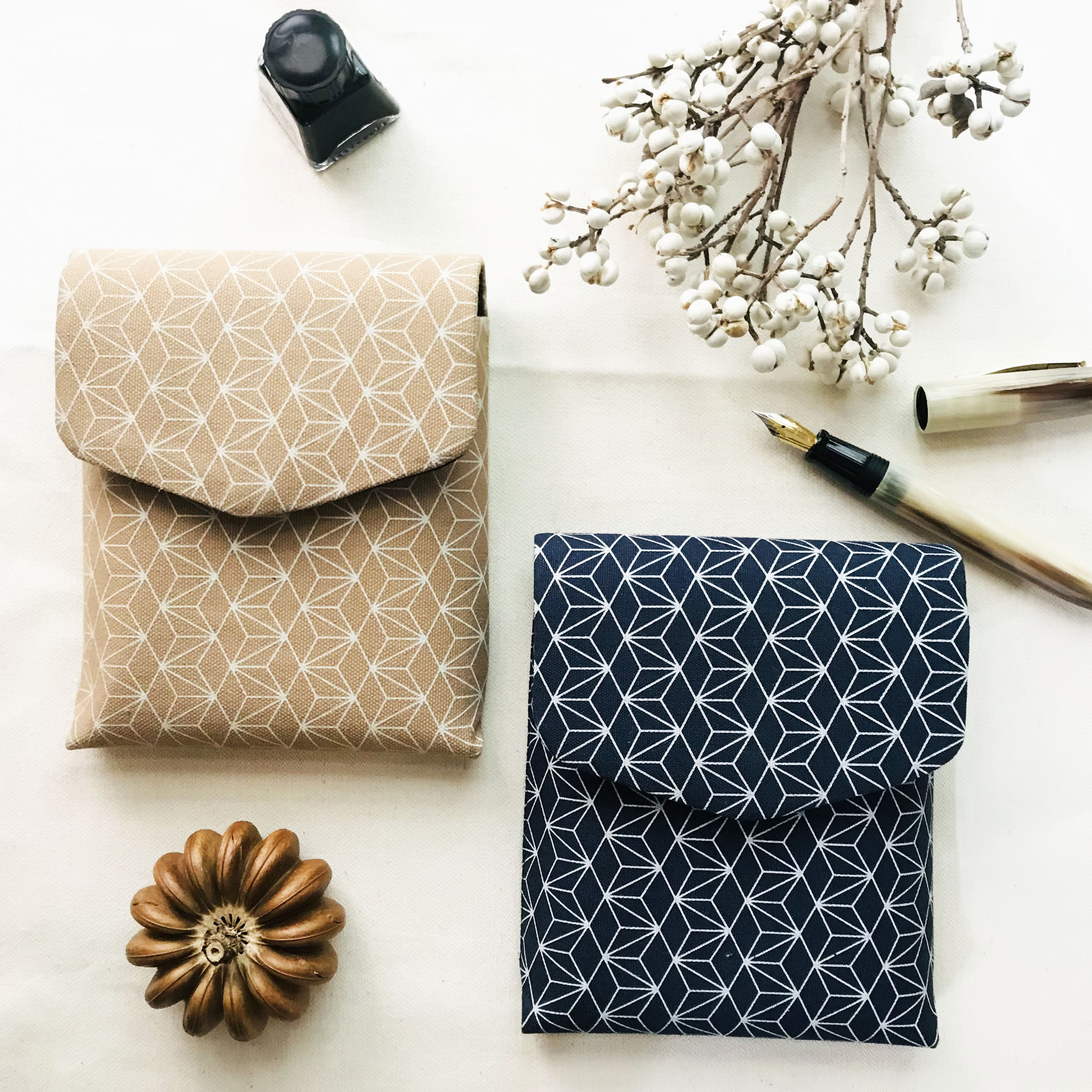 5入-硬盒鋼筆袋-窗花