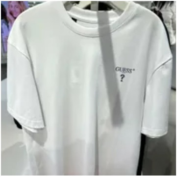 [S] GUESS ** PAISLEY SQUARE SHORT SLEEVE T-SHIRT,WHITE, MN2K1480-WHT (SGU480)