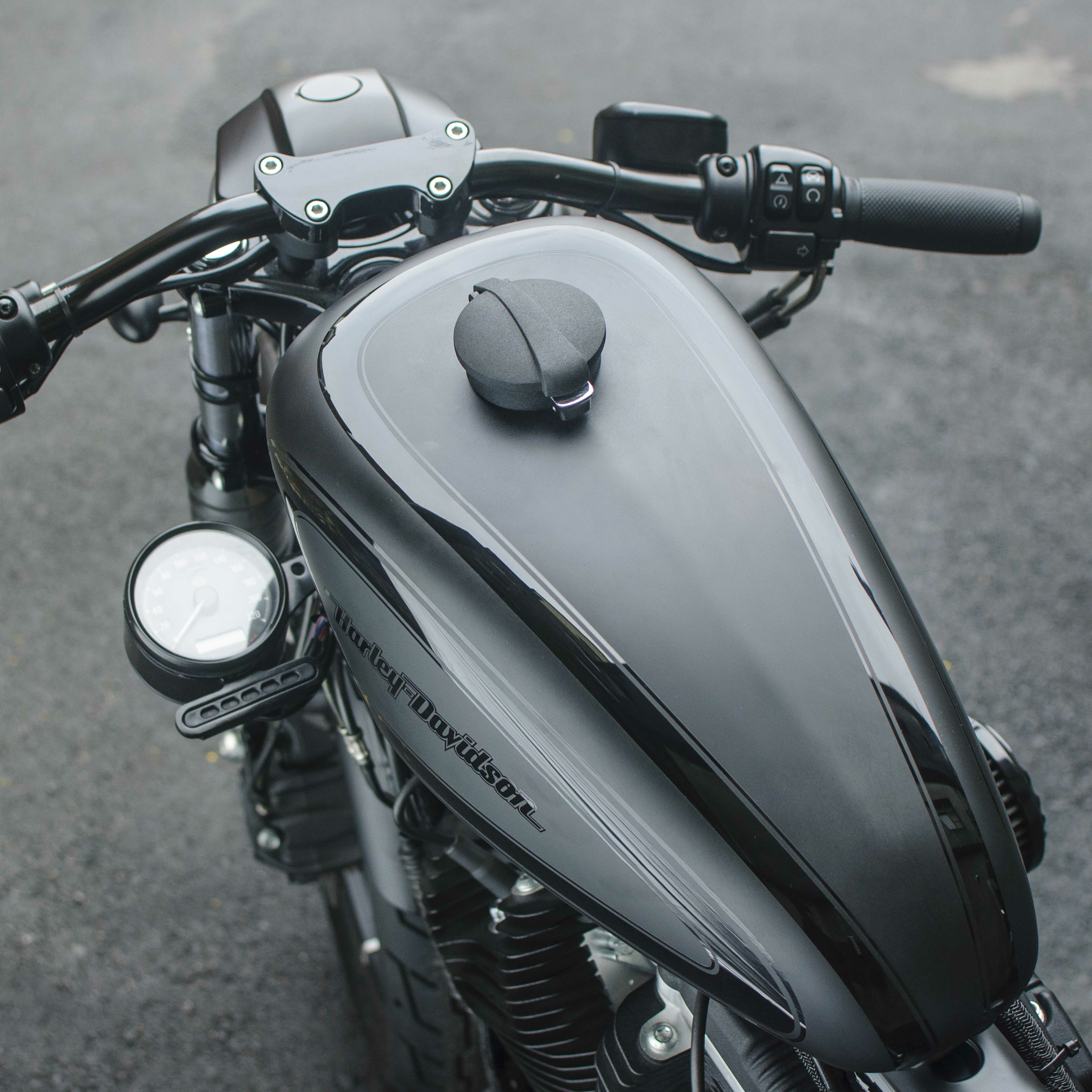 Motone 經典 Monza 可掀式油箱蓋 磨砂黑