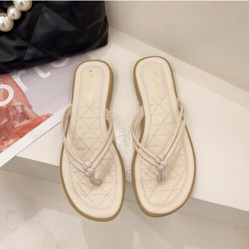 Non-slip flip-flops