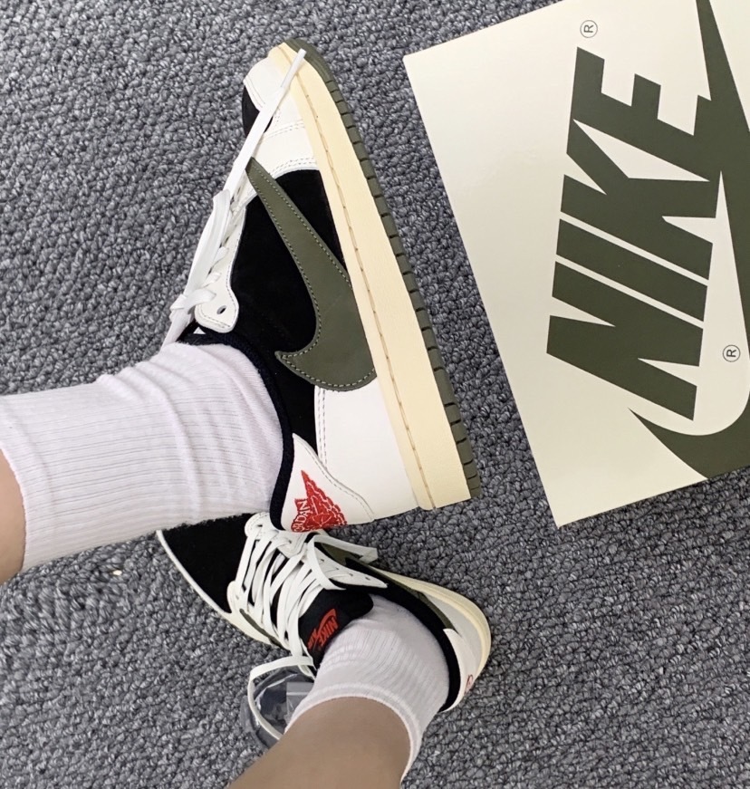 Travis Scott Nike WMNS Air Jordan 1 Low OG Medium Olive 25.5cm