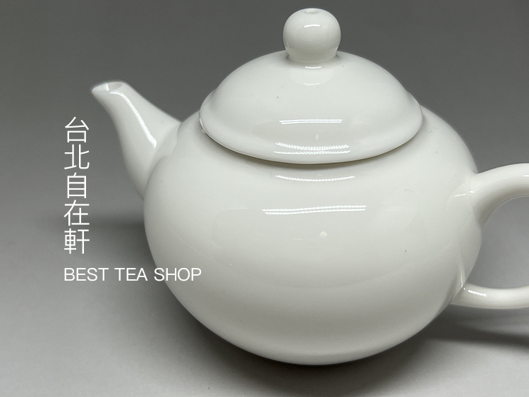 茶道具　白磁　暗刻花卉文小壺　茶入　茶壺　中国　唐物 茶香自在】風清堂白磁小茶壺