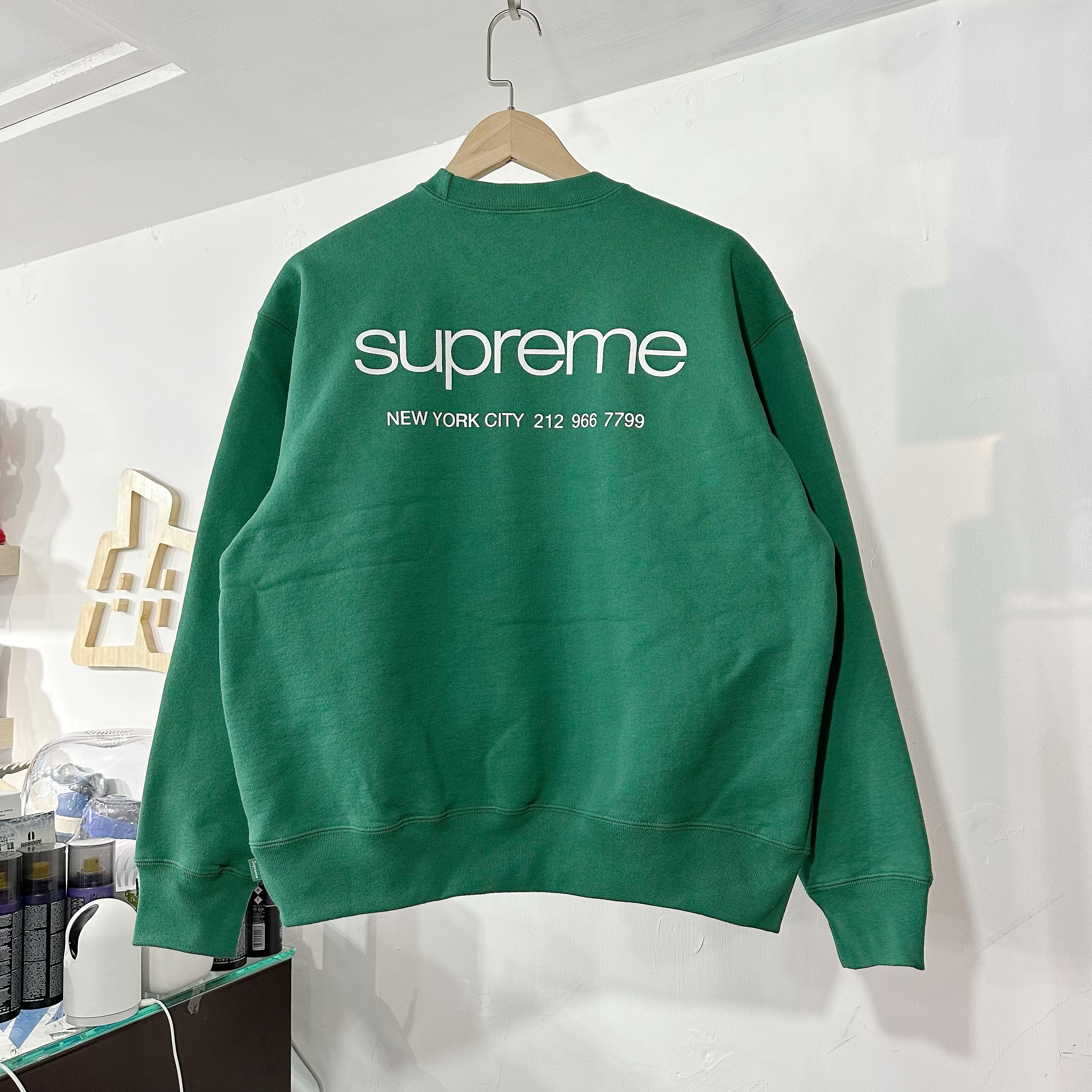 Supreme FW23 NYC Crewneck Light Pine