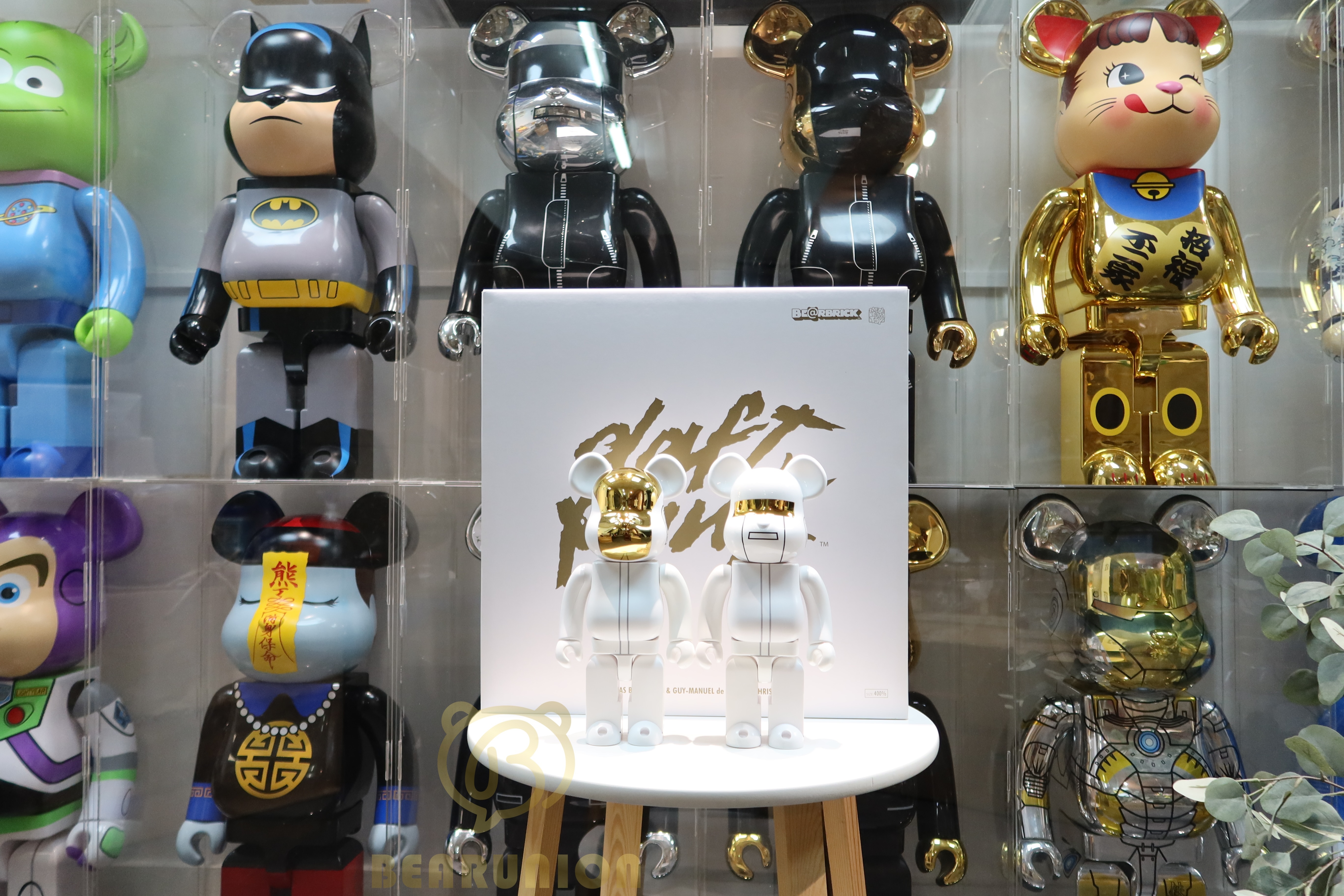 Bearbrick 400% 2 PACK GUY-MANUEL de HOMEM-CHRISTO THOMAS BANGALTE 