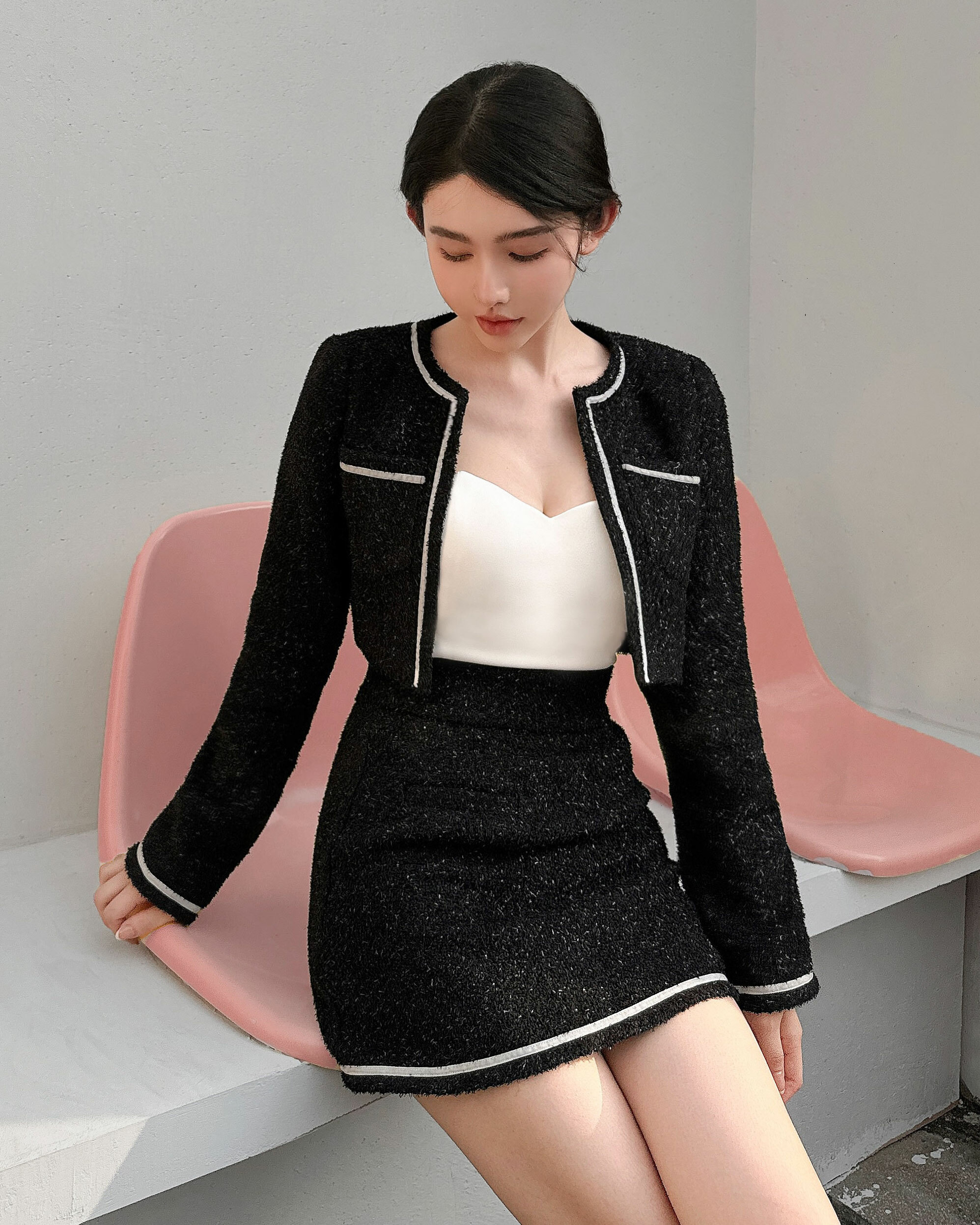 訂製-氣質小香風絨邊條套裝