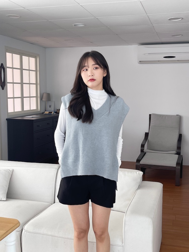 經典熱賣V領針織背心