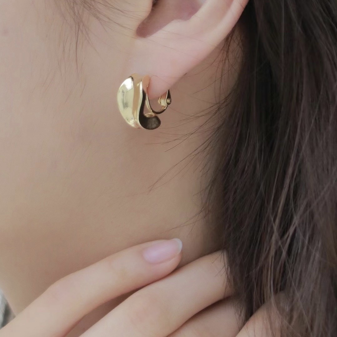 Collision Earring (耳夾)