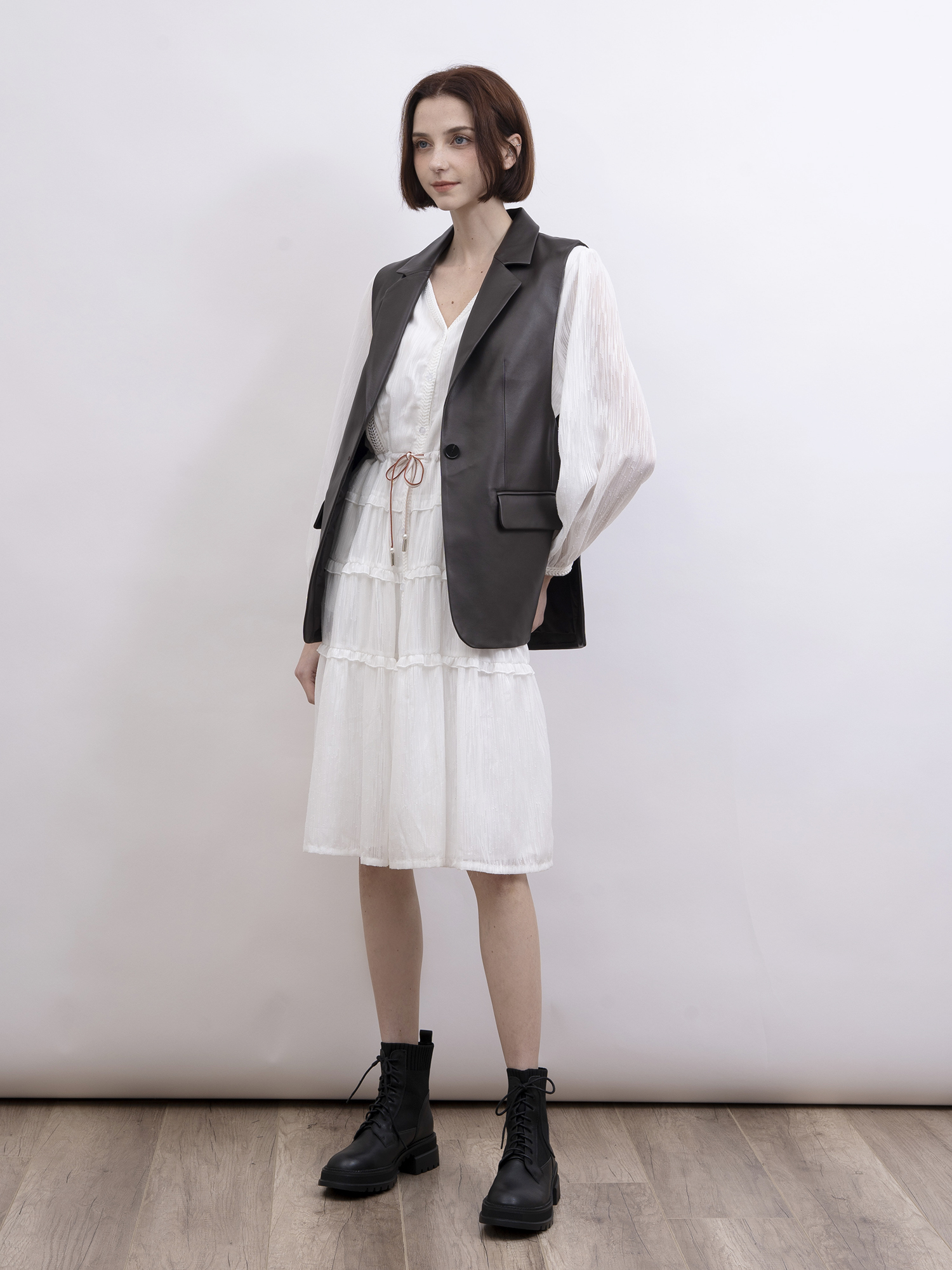 mi-tu 通花V領連身裙