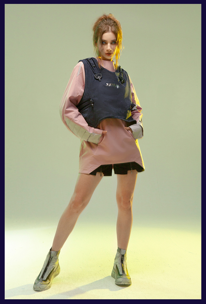 不作惡「矩陣式特攻衛衣-拒水」賽博龐克嵌入式結構立裁套頭外套