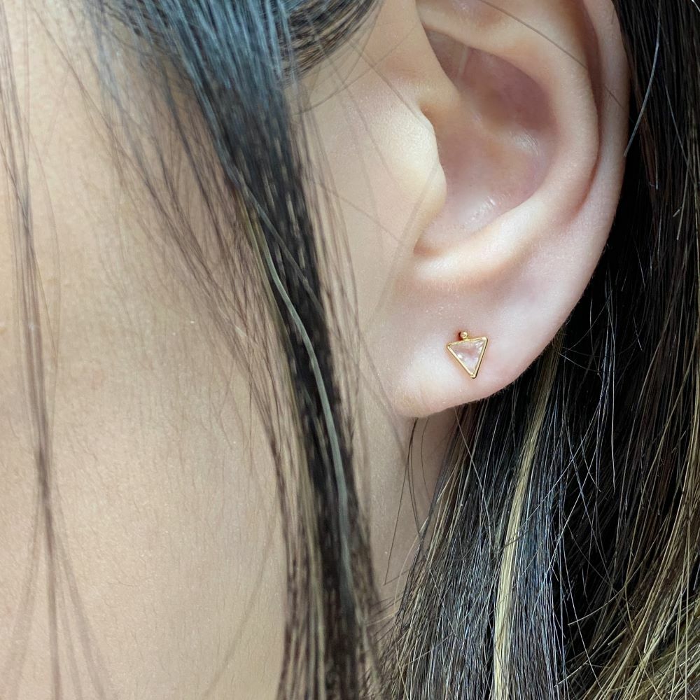【me.luxe】K10三角玫瑰石英耳環
