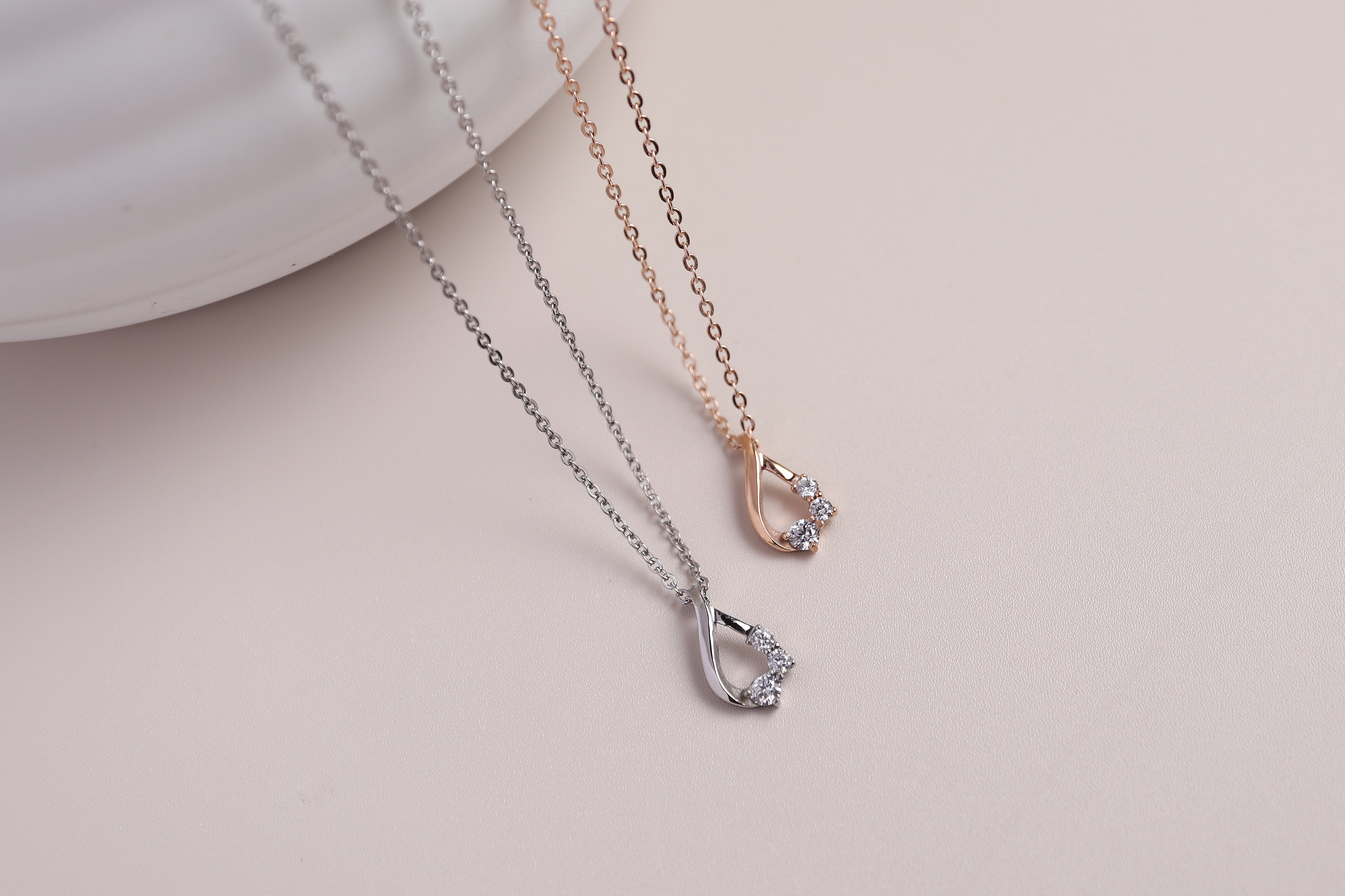 一眼著迷 小鑽項鍊|Miestilo Jewelry設計師輕珠寶品牌|舒飾質感每一刻