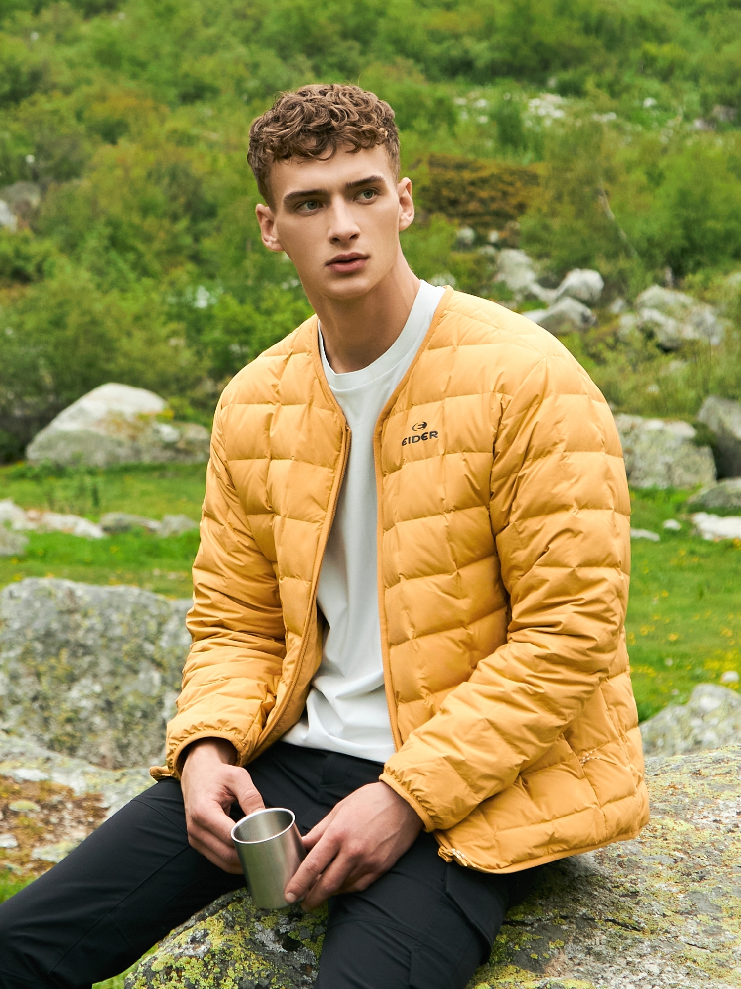 【EIDER】男無領鵝絨保暖外套 / 23EDMW23503-[芥末黃、卡其綠]