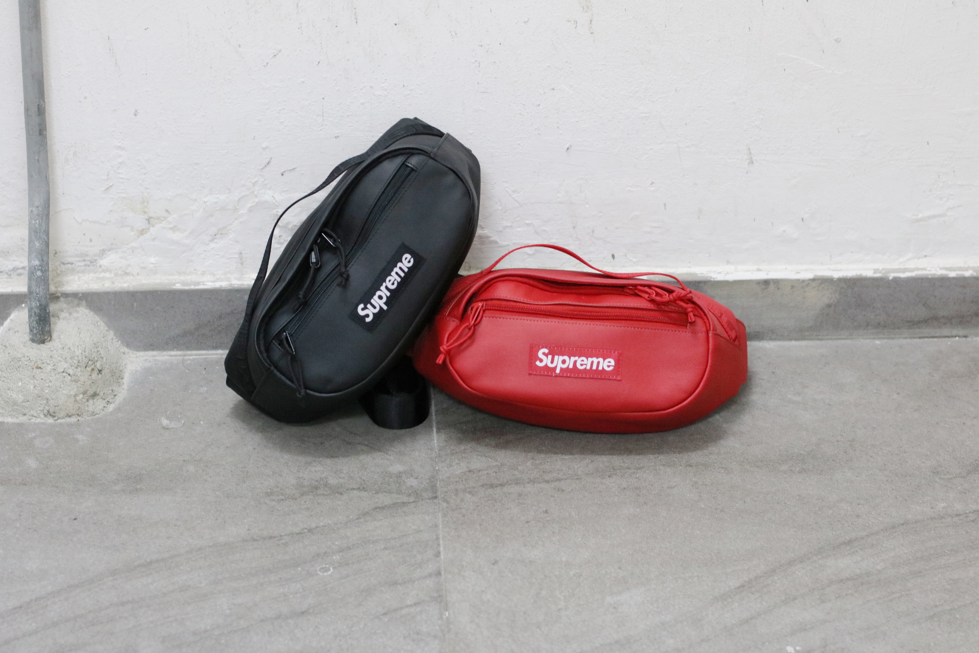 Supreme FW23 Leather Waist Bag 兩色