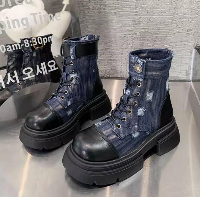 Stylish platform high-top canvas booties