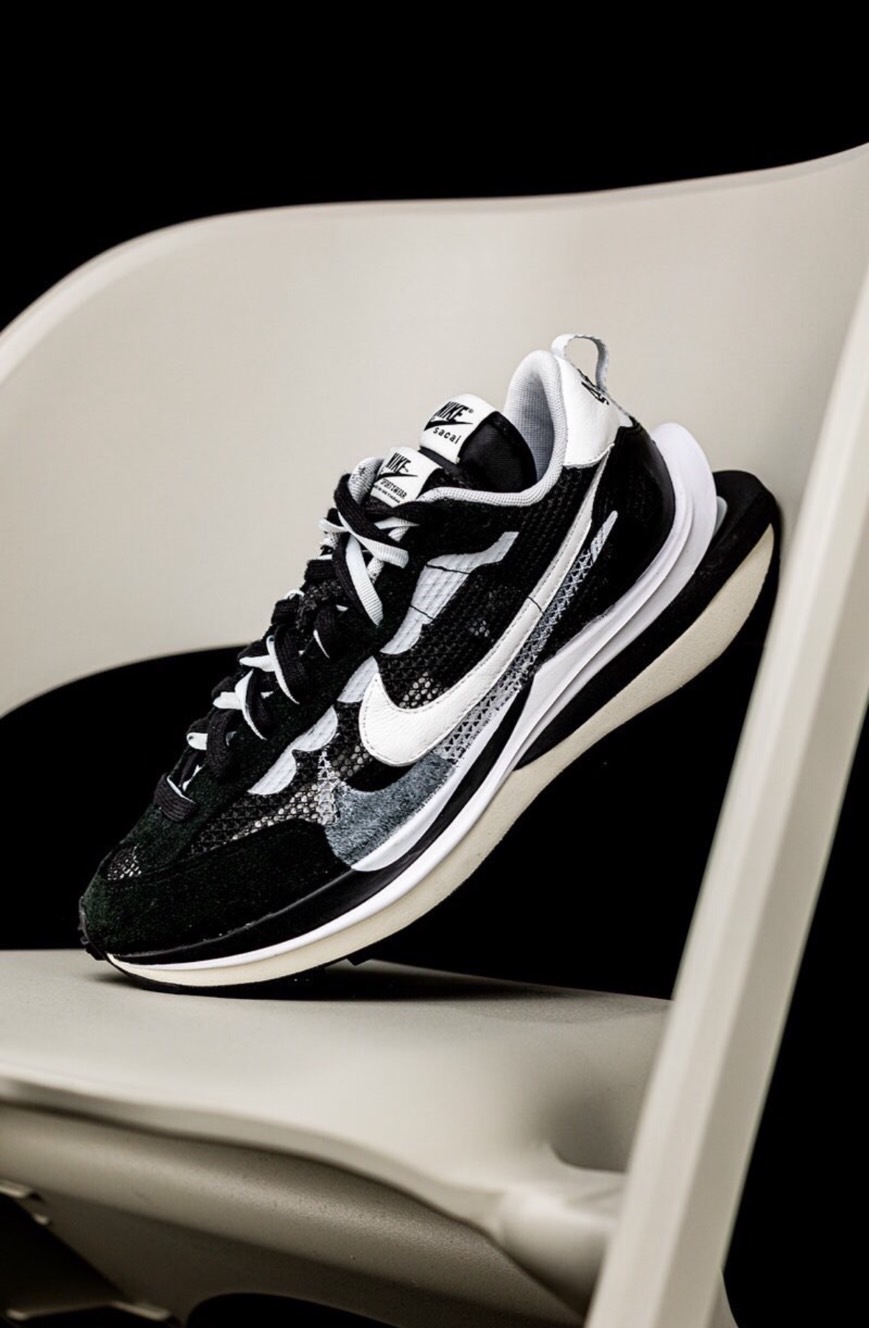 Sacai X Nike VaporWaffle 黑白 二代  CV1363001